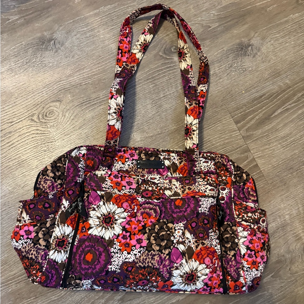 New without tags Vera Bradley Stroll Around Diaper Bag in Rosewood